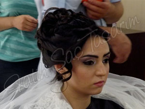 Dağınık topuz gelin başı modeli