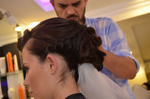 Örgülü Romantik gelin başı modeli