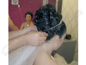 Taşlı ve taçlı gelin başı modeli