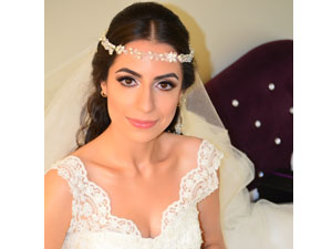 Taşlı ve taçlı gelin başı modeli
