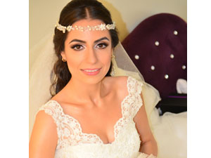 Taşlı ve taçlı gelin başı modeli