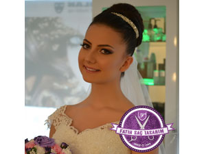 Taşlı ve taçlı gelin başı modeli