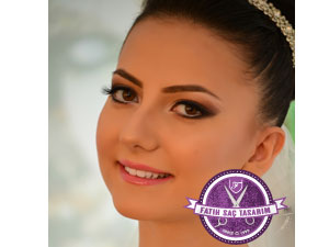 Taşlı ve taçlı gelin başı modeli
