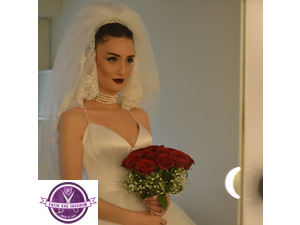 Taşlı ve taçlı gelin başı modeli